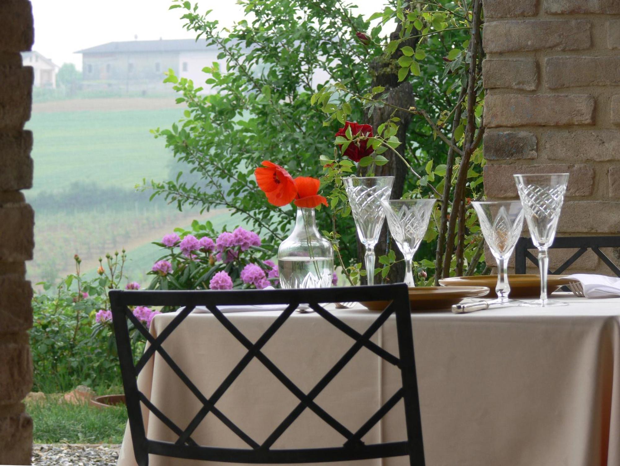 Casa Isabella Guest House Vaglio Serra Bagian luar foto