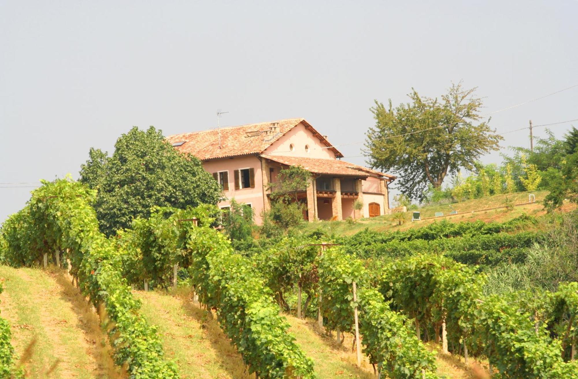 Casa Isabella Guest House Vaglio Serra Bagian luar foto
