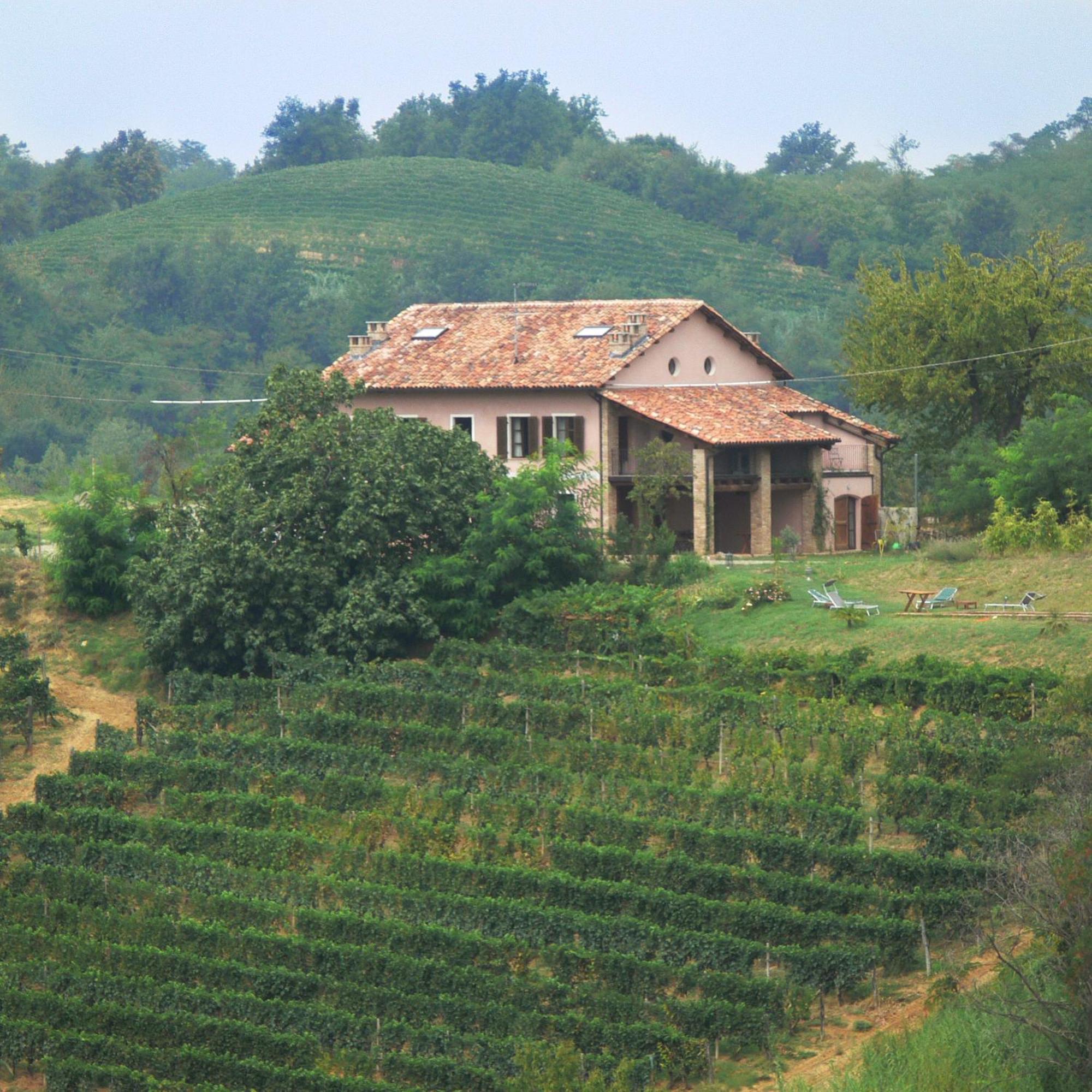 Casa Isabella Guest House Vaglio Serra Bagian luar foto