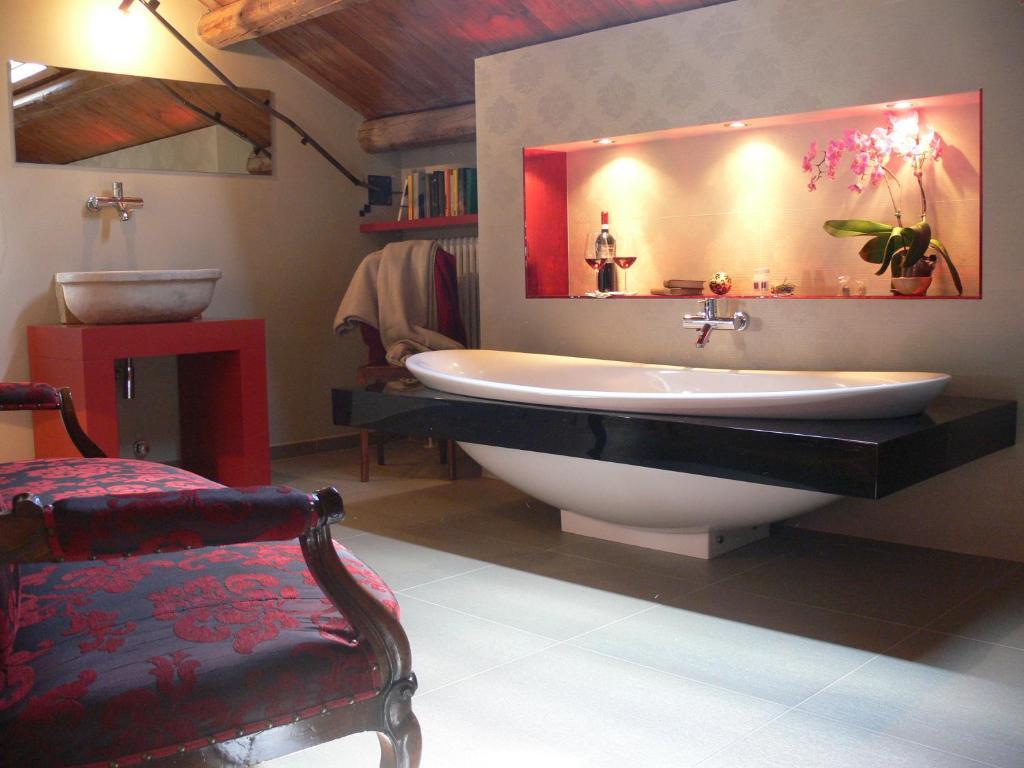 Casa Isabella Guest House Vaglio Serra Bagian luar foto