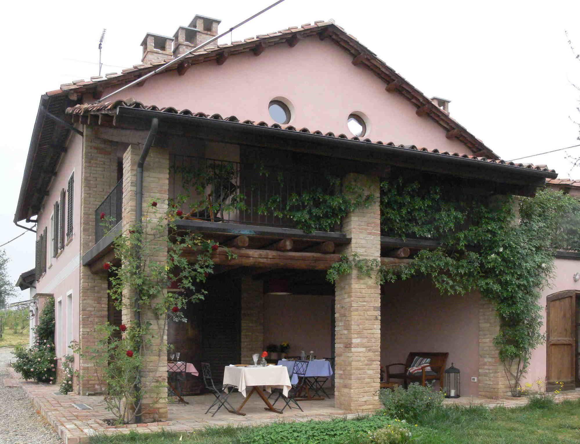 Casa Isabella Guest House Vaglio Serra Bagian luar foto